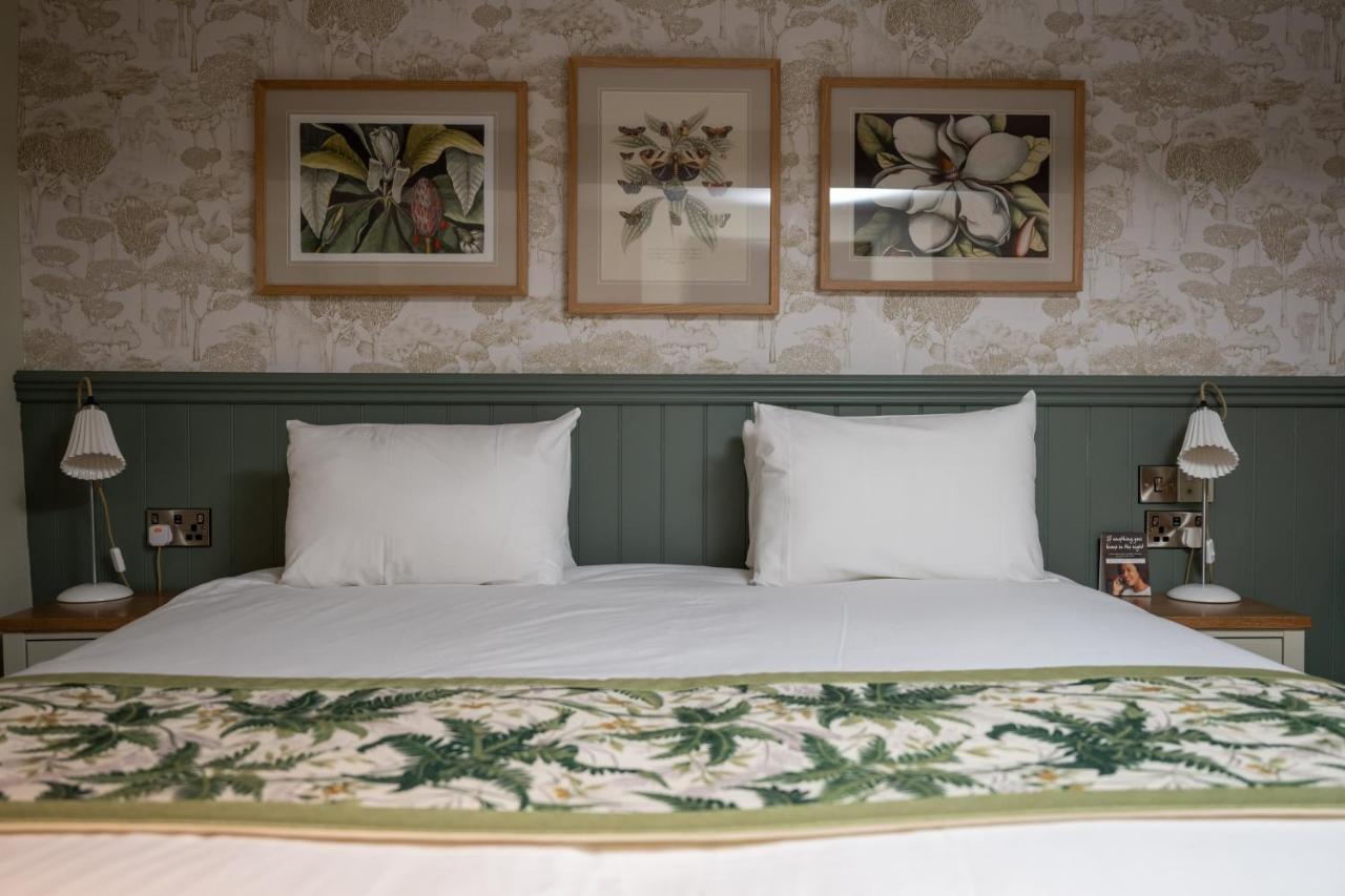 Rockingham Arms By Greene King Inns Wentworth  Esterno foto