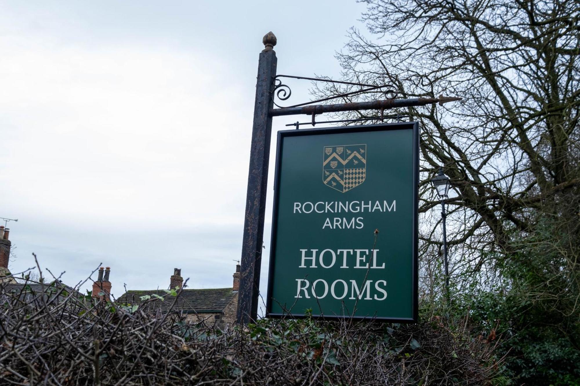 Rockingham Arms By Greene King Inns Wentworth  Esterno foto
