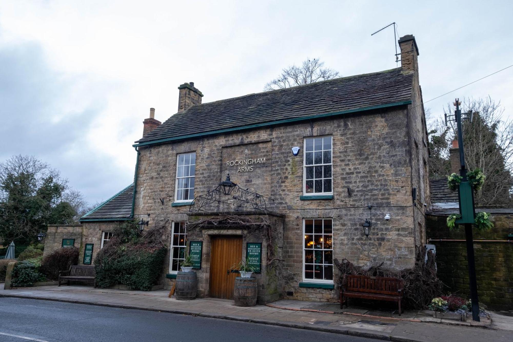 Rockingham Arms By Greene King Inns Wentworth  Esterno foto