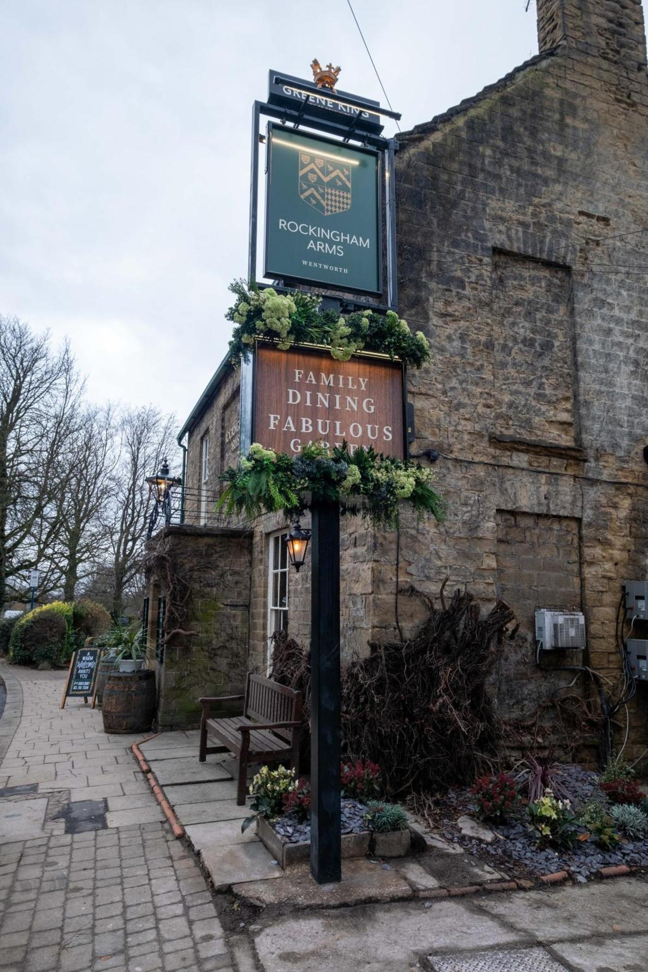 Rockingham Arms By Greene King Inns Wentworth  Esterno foto