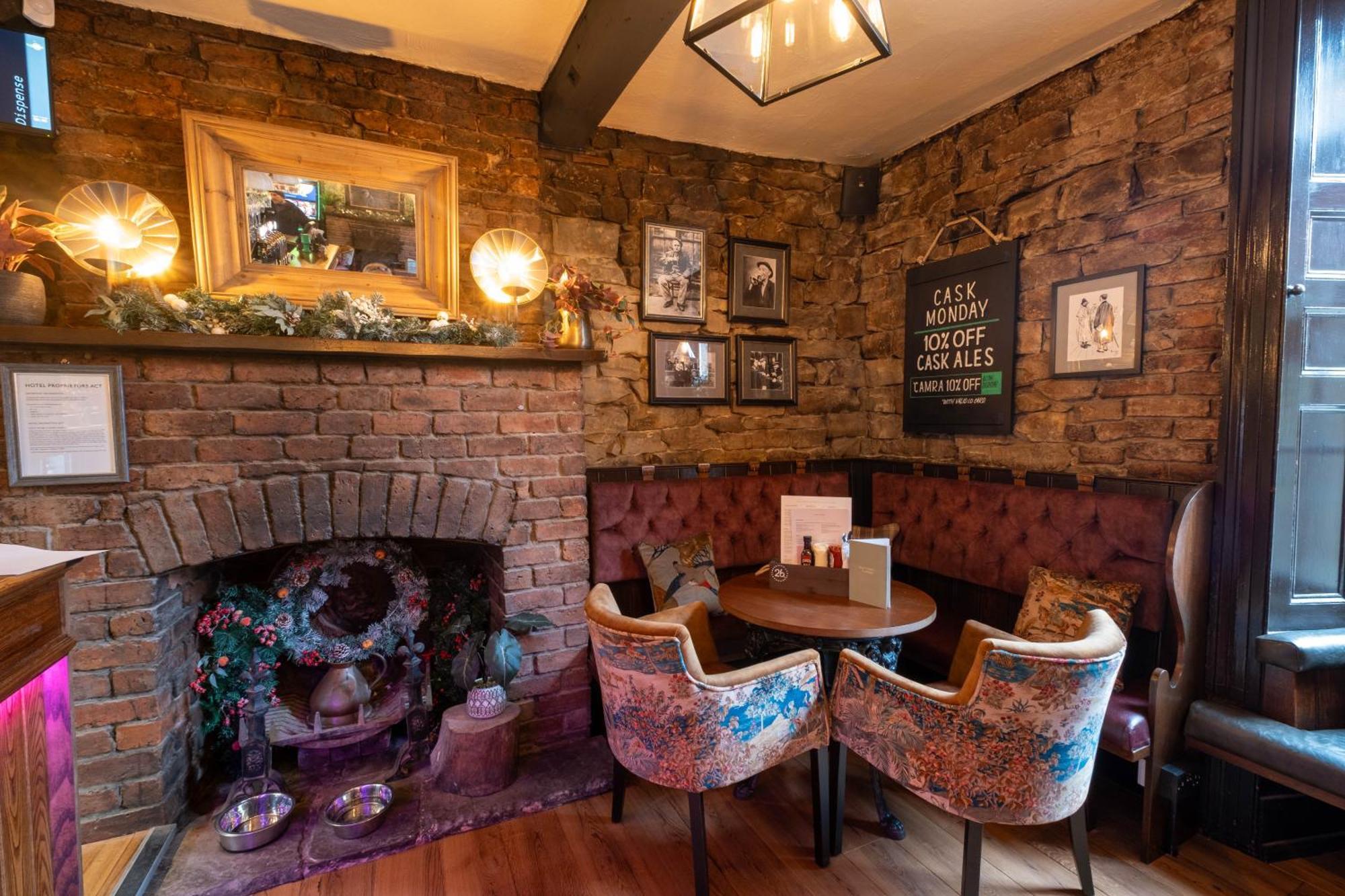 Rockingham Arms By Greene King Inns Wentworth  Esterno foto